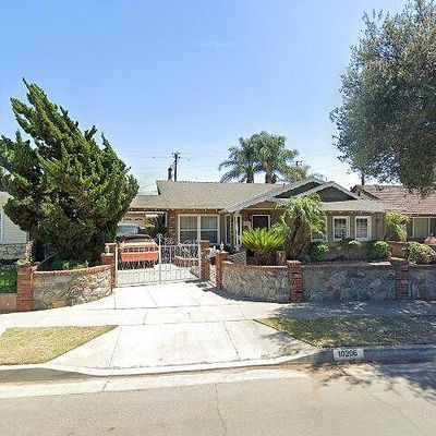 10206 Van Ruiten St, Bellflower, CA 90706