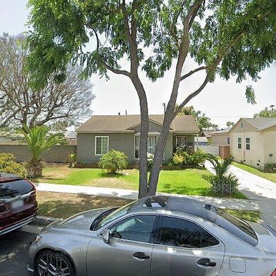 10252 Mapledale St, Bellflower, CA 90706