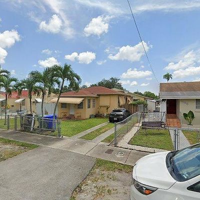 1035 Nw 32 Nd Ct, Miami, FL 33125