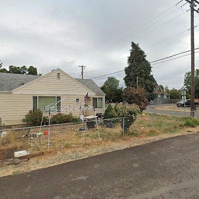 105 E Milton St, Lebanon, OR 97355