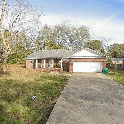 105 Noel St, Wiggins, MS 39577