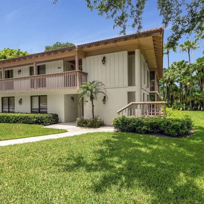 106 Brackenwood Rd, Palm Beach Gardens, FL 33418