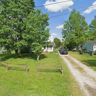 106 Reaves Cove Rd, Columbia, TN 38401