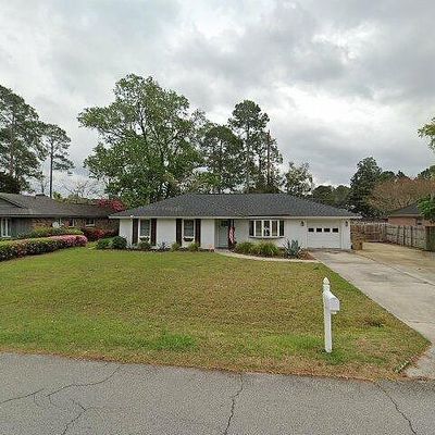 106 Pine Grove Dr, Savannah, GA 31419