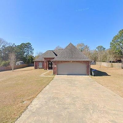 106 W Tyler Ln, Leesville, LA 71446