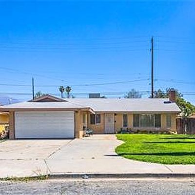 1061 4 Th St, Calimesa, CA 92320