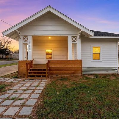 1225 Colcord Ave, Waco, TX 76707