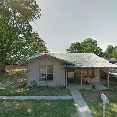 124 Wheeler St, Stockdale, TX 78160