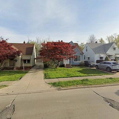 12413 Mccracken Rd, Cleveland, OH 44125