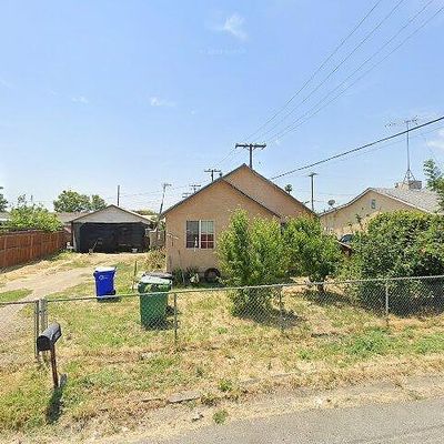 1249 Tomah Ave, Porterville, CA 93257