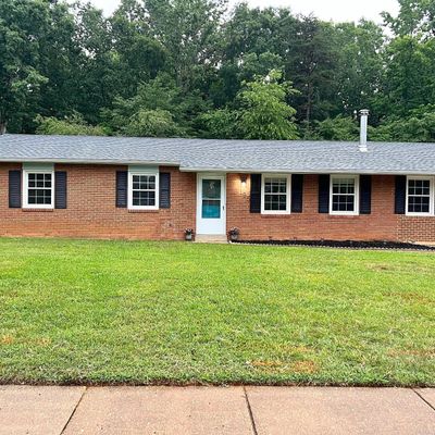 125 Winewood Dr, Locust Grove, VA 22508