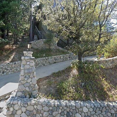 1255 Yukon Dr, Lake Arrowhead, CA 92352