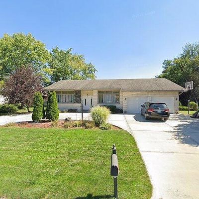 12643 E Navajo Dr, Palos Heights, IL 60463