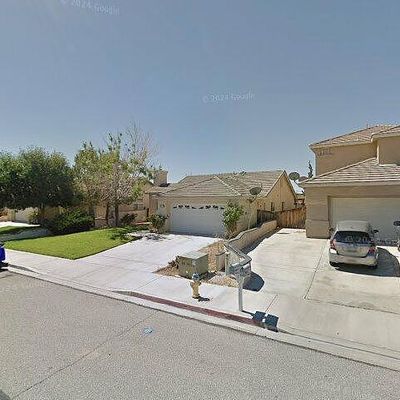 12653 Half Moon Cir, Victorville, CA 92392