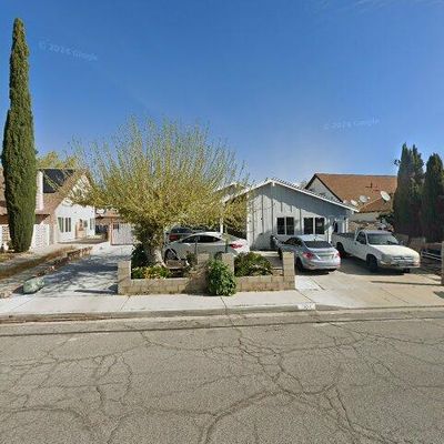 1271 Donatello St, Lancaster, CA 93535