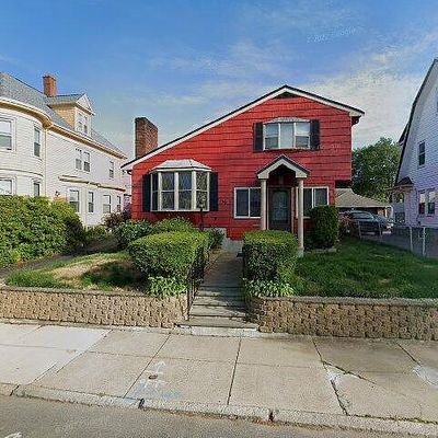 129 Wilmington Ave, Dorchester Center, MA 02124