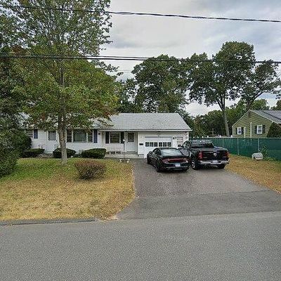 13 Bright St, Enfield, CT 06082