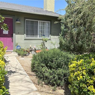 13113 E Avenue V11, Pearblossom, CA 93553