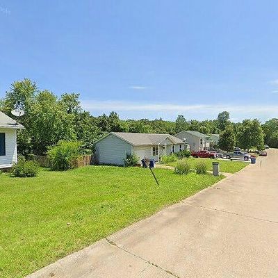 1315 Oakridge Estates Dr, Saint Clair, MO 63077