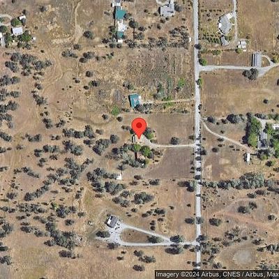 11670 Homestead Ln, Redding, CA 96003