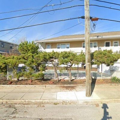 1203 Beach Ave E Apt 4, Brigantine, NJ 08203