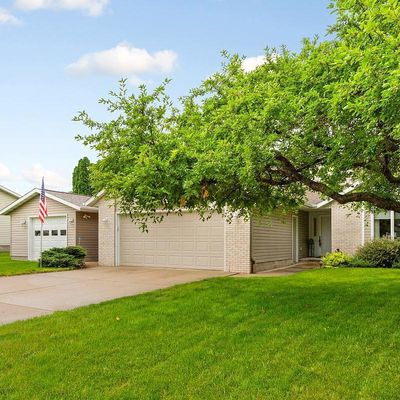 1205 4 Th St Ne, Waseca, MN 56093