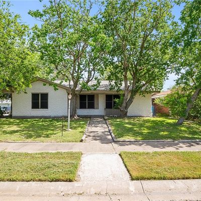 1212 Starlite Dr, Portland, TX 78374