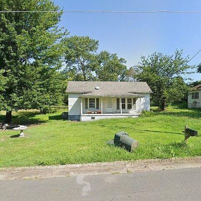 1441 Delaware Ave, Eden, NC 27288