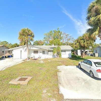 1456 Royal Rd, Venice, FL 34293