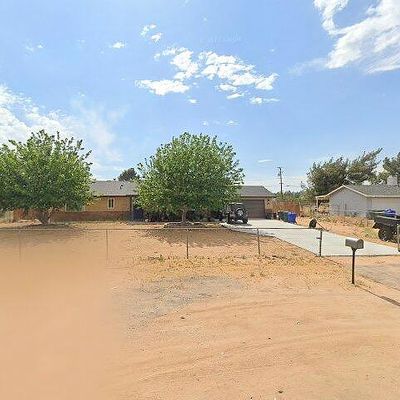 14758 Nanticoke Rd, Apple Valley, CA 92307