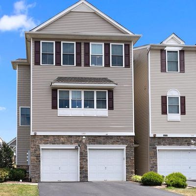 149 Saddlebrook Dr, Bensalem, PA 19020