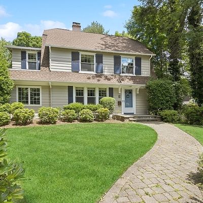 15 Edgemont Ave, Summit, NJ 07901