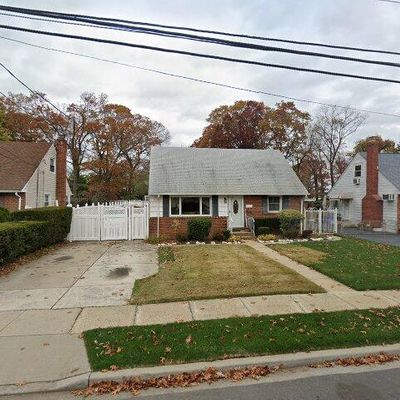 151 Mirin Ave, Roosevelt, NY 11575