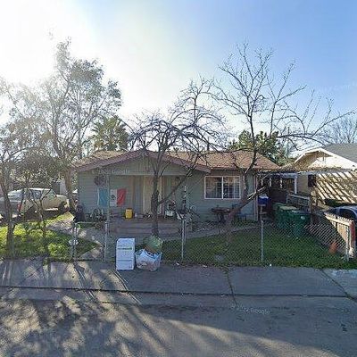 1527 Hiawatha Ave, Stockton, CA 95205