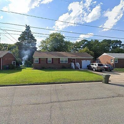 157 Nicewood Dr, Newport News, VA 23602