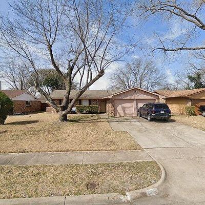 1353 Rutherford Dr, Mesquite, TX 75149