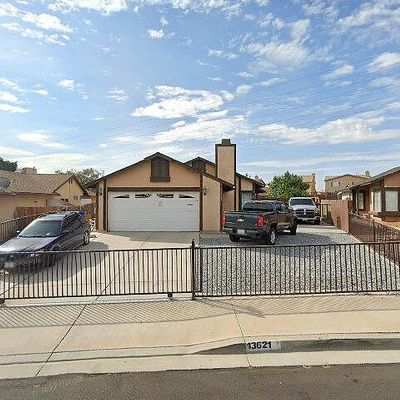 13621 Taurus Ln, Victorville, CA 92392