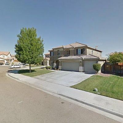 13780 Feller Ln, Victorville, CA 92394