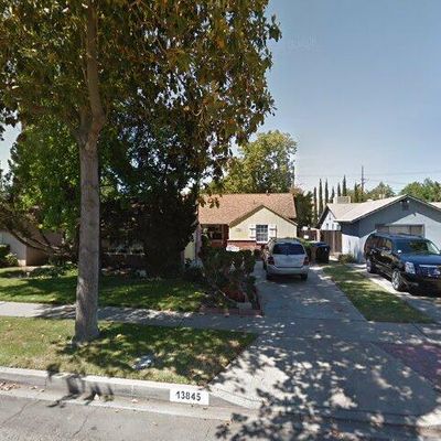 13845 Archwood St, Van Nuys, CA 91405