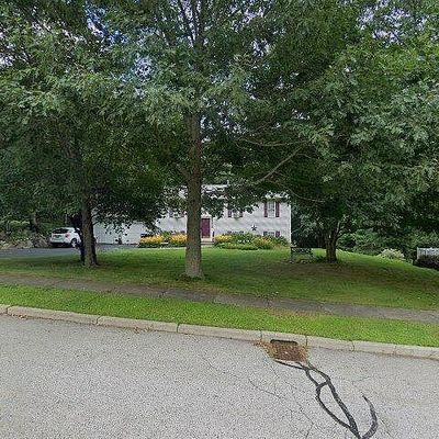 14 Walker Ln, Coventry, RI 02816