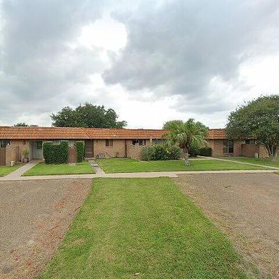 1400 Palm Valley Dr W, Harlingen, TX 78552