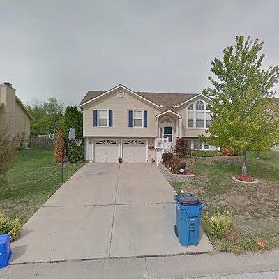 1404 Cypress Dr, Greenwood, MO 64034