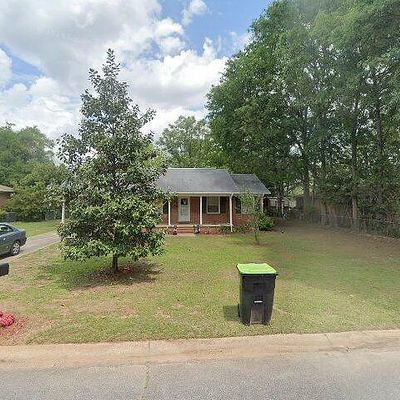 141 Holly St, Warner Robins, GA 31093