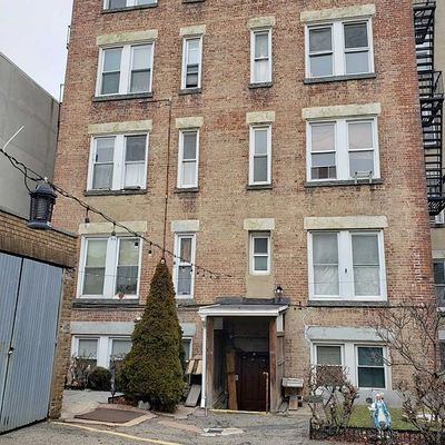 141 Manhattan Avenue, Jersey City, NJ 07307