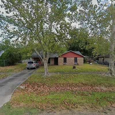 1411 Avenue D, Danbury, TX 77534