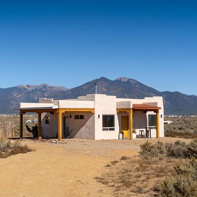 142 Camino Tortuga, El Prado, NM 87529