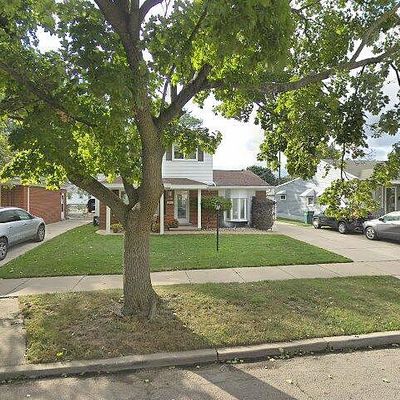 1428 Wilson Ave, Lincoln Park, MI 48146