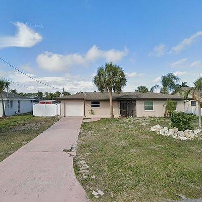 1713 Se 39 Th St, Cape Coral, FL 33904