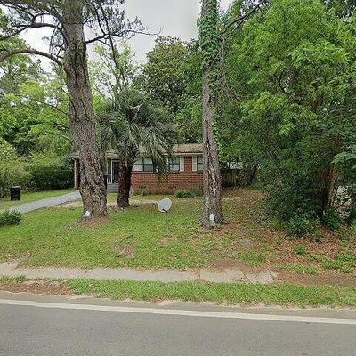 1718 Pepper Dr, Tallahassee, FL 32304