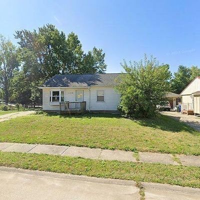 1729 Welshire Dr, Davenport, IA 52806